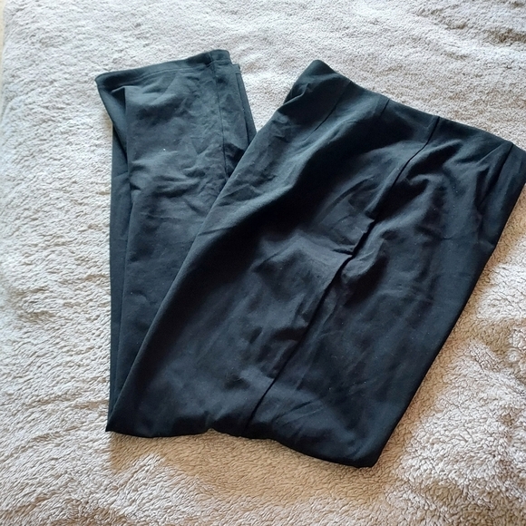 L.L.Bean High Waisted stretch Pants - Picture 6 of 6